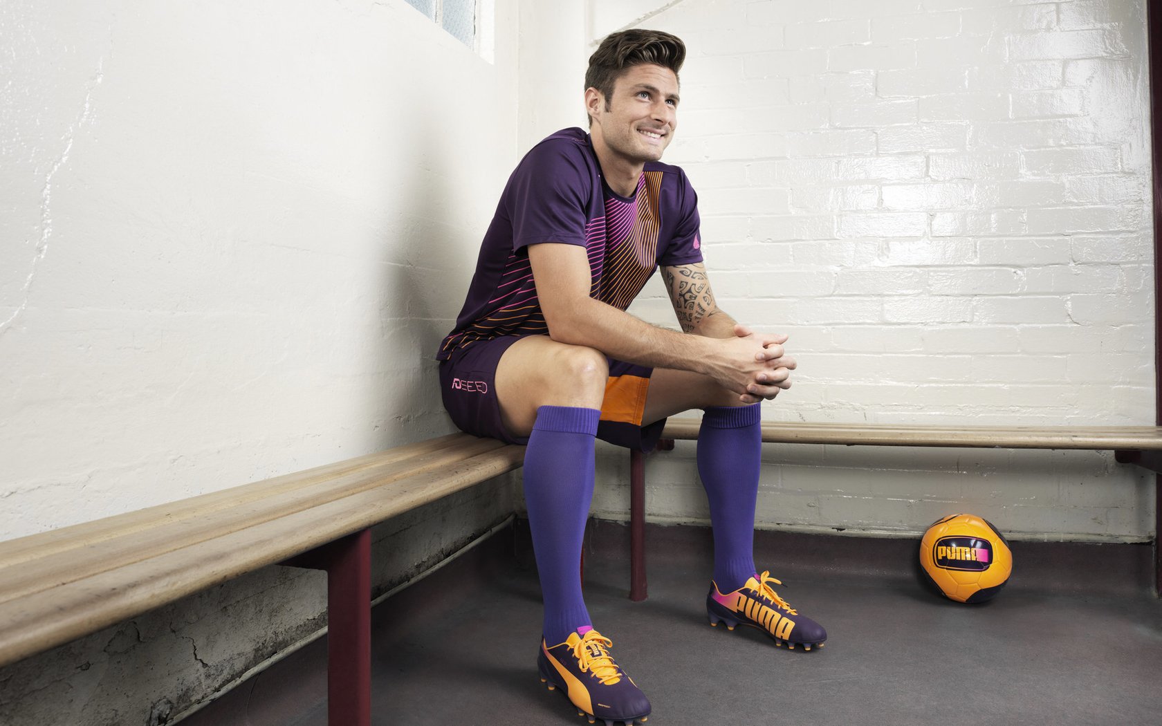 福登的关键传球常常能点燃比赛转折点的火花，福登进球视频