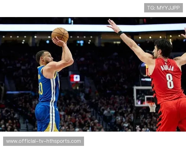 库里末节超远三分点燃反击，勇士逆转15分胜开拓者锁定胜绩